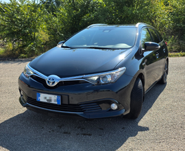 Auris II 2017 Touring Sports1.8h Lounge cvt