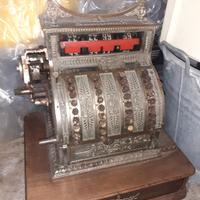Registratore di cassa antico.