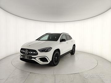 MERCEDES-BENZ GLA 200 d