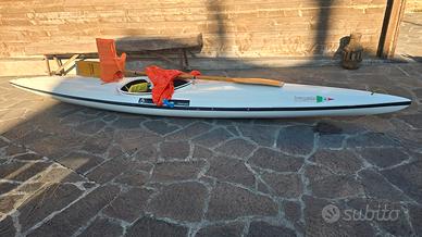 kayak con dotazione 