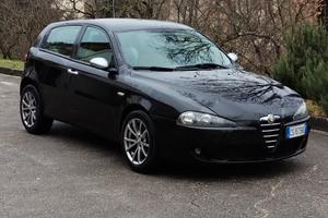  alfa romeo 147 nera