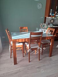 Tavolo da cucina/soggiorno