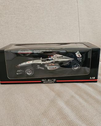 McLaren Mercedes MP4-16 Minichamps 1/18 M
