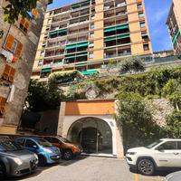 4 LOCALI A GENOVA
