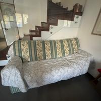 Divano 2 posti stile classico