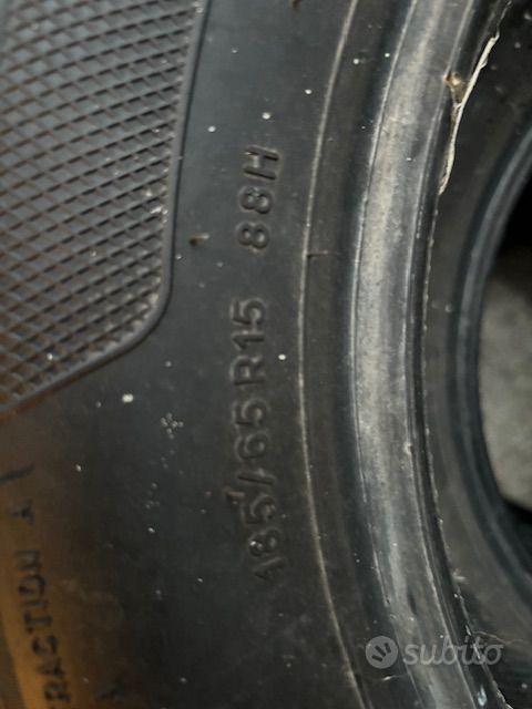 pneumatici usati 185/65 R15 88H - Accessori Auto In vendita a Sassari