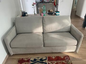 Divano letto di poltronesofà