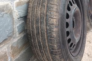 2 gomme estive con cerchi
