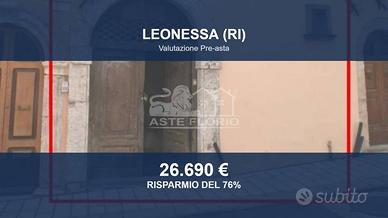 Immobile in asta di 197 m² con più di 5 locali a L