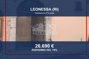 Immobile in asta di 197 m² con più di 5 locali a L