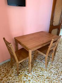 Tavolo e sedie per cucina e soggiorno