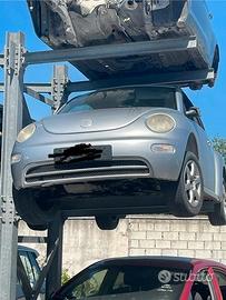 NEW BEETLE vw anno 2010