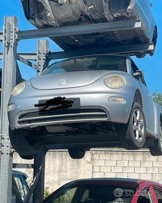 NEW BEETLE vw anno 2010