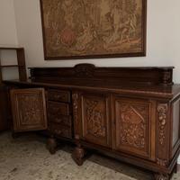 Sala da pranzo completa