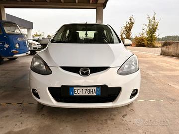 Mazda 2 Mazda2 1.3 benzina Ok NEOPATENTATI