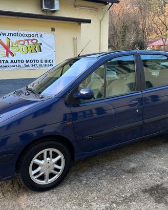 Renault Megane Scénic Evol. 1.4 16V cat Expression