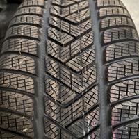 Gomme invernali 235 55 19 e 255 50 19