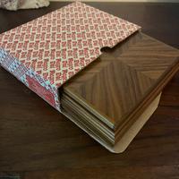 Pregiato cofanetto dal negro con carte