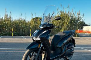 HONDA SH 350 sport 2024 garanzia ufficiale 5 anni