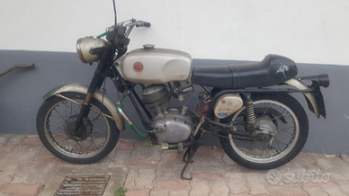 Gilera 124 5v
