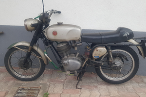 Gilera 124 5v