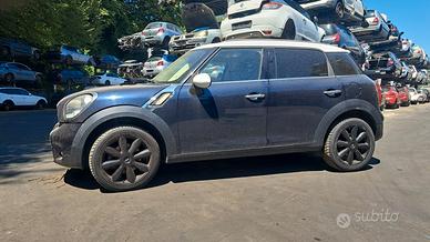 MINI COUNTRYMAN 2013 SOLO PER RICAMBI