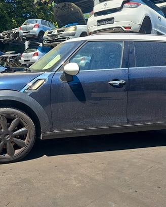 MINI COUNTRYMAN 2013 SOLO PER RICAMBI