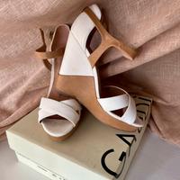 Sandali con zeppa Gaudì