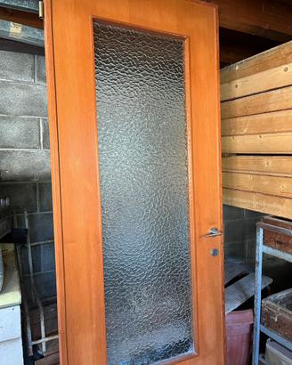 Porte interne legno massello con visiva.