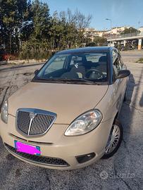 Motore nuovo, frizione nuova.