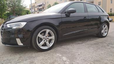 Audi a3 SPB 30 1.6 tdi 116cv sport- 2017