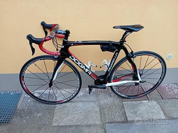 Bici da corsa Pinarello+ completo accessori