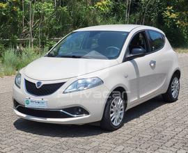 LANCIA Ypsilon 1.2 69 CV 5 porte Silver