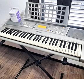 Tastiera pianoforte elettronica Yamaha, COME NUOVA