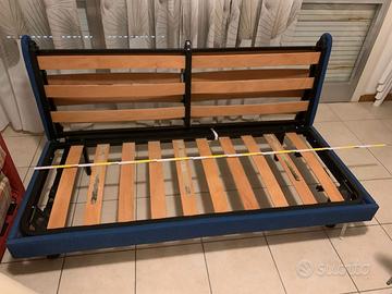 Divano letto matrimoniale