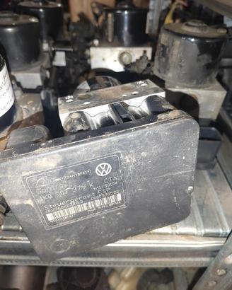 Gruppo abs VOLKSWAGEN GOLF 5 1390cc benzina 2004
