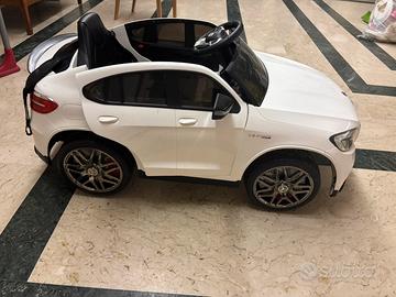 Auto Elettrica per Bambini Mercedes-Benz GLA AMG