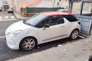CITROËN DS3 LEGGERE ATTENTAMENTE. 