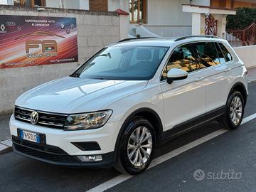 Volkswagen Tiguan 1.6 TDI 116CV CAR PLAY - 2017