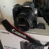 Canon EOS 250D + obiettivo EF-S 18-55