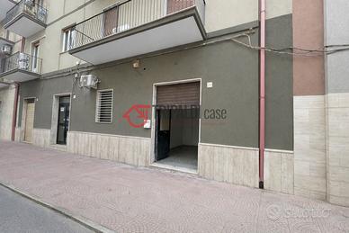 Taranto Locale commerciale in Corso Piemonte