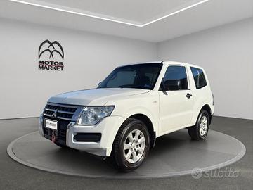 Mitsubishi Pajero 3.2 CR 100th 3p auto