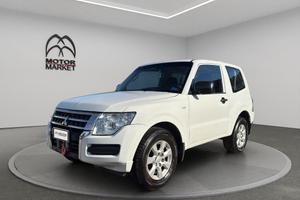 Mitsubishi Pajero 3.2 CR 100th 3p auto
