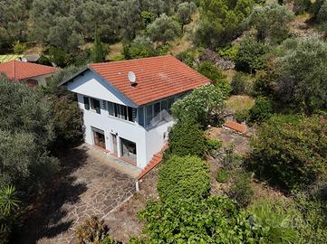 Casa indipendente a civezza
