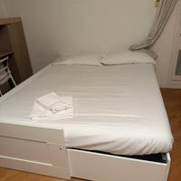 Divano letto matrimoniale con cassettoni