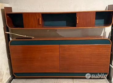 Mobile con letto estraibile e doppio scrittoio