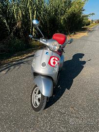 Vespa Gt 200 L