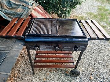 BARBECUE A GAS HUSKY