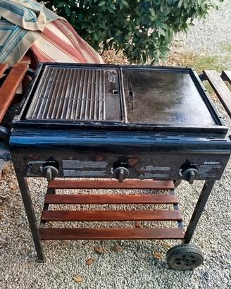 BARBECUE A GAS HUSKY
