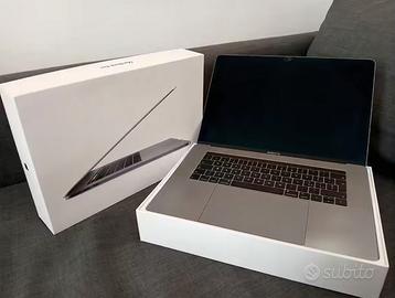 MacBook Pro 15,4"